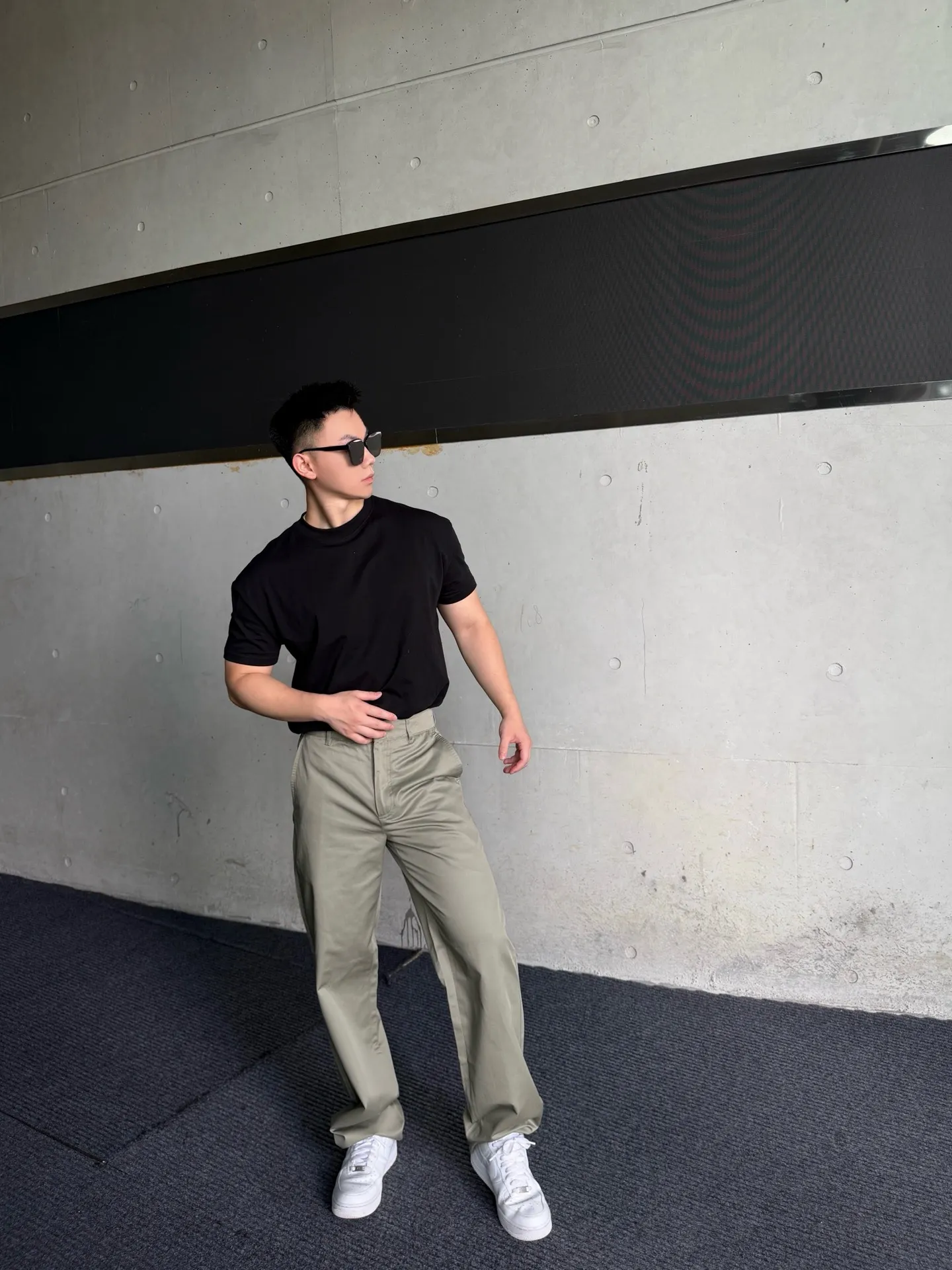 Louis Vuitton/Louis Vuitton pocket leather silk cotton crepe trousers